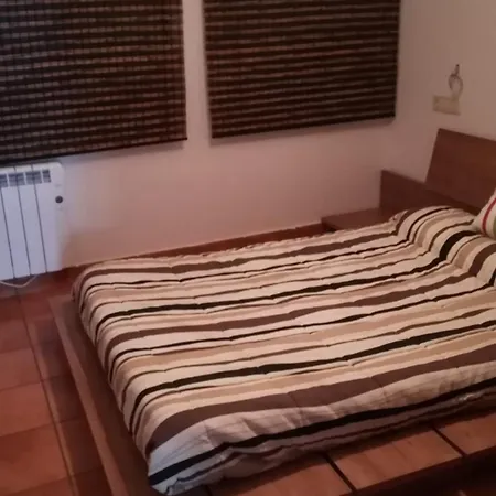 Apartamento Camarena De La Sierra Apartment Camarena de la Sierra